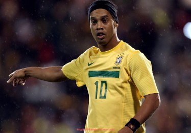 857直播看球平台-热刺2010-11赛季欧冠表现及关键比赛回顾